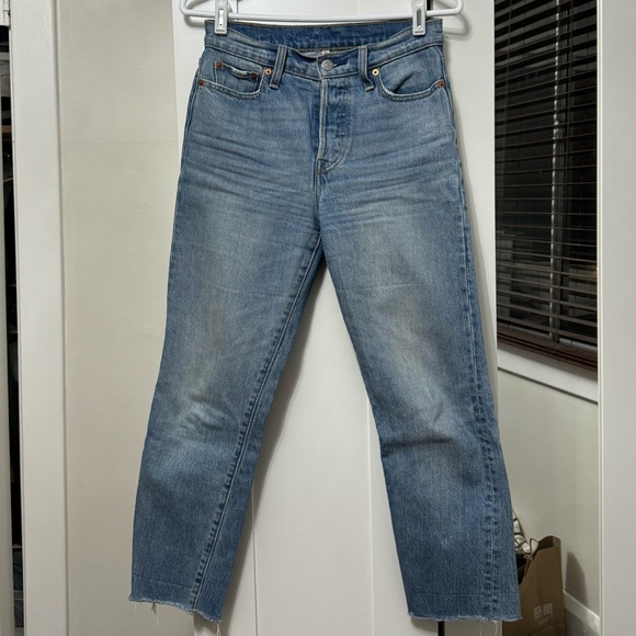 Levi’s Wedgie Jeans - Picture 1 of 6